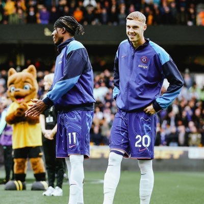 Gtoks_'s profile picture. @Chelseafc 💙| King of my world 👑| Personality is extremely rigid ☮️ | Nigerian 🇳🇬| Health education and human kinetics. ⚡️