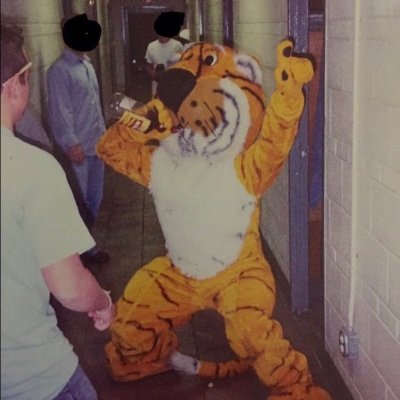 trumanisdrunk's profile picture. Drunk Mizzou tweets