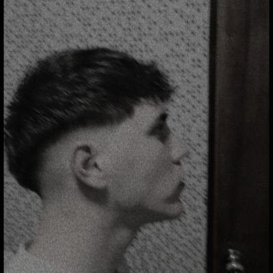 BolsoRushero's profile picture. Nacionalofilo, como el Hugo. 

Volvió y lo viste9️⃣

Una vez me siguió @Nacional 🇳🇱

Hice reír a @LuisSuarez9 🤩