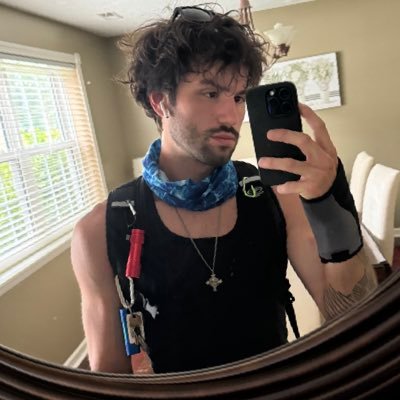 Honor, Respect, Loyalty ⚔️ | Luke 4.18–19 🙏 | Animal Rights 🐅 | MAGA 2024 🇺🇸 | Philly sports 🏀 | College student 📚 | Space nerd 🚀