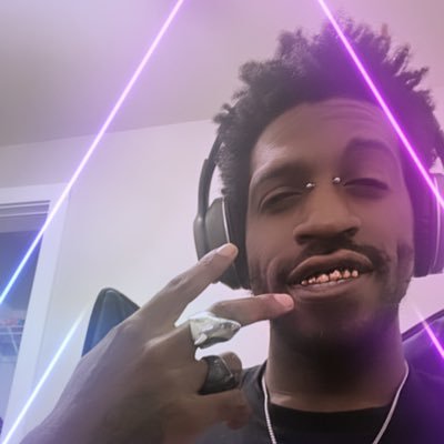 I do everything you do, just a lot cooler. Twitch Affiliate | Push up to the stream sometime! | Founder of @NuffinButHeat_ 🔥✨