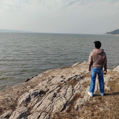 वक्त ⏱ का मारा 😔 #हुँ_साहब 👤
#वक्त ⏱ आने पे 😈 #सबकी_मारूंगा🤬
#जय_परशुराम🔱