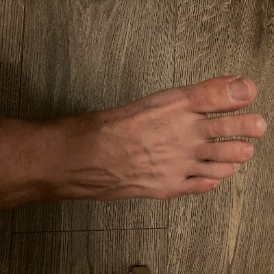 #FOOTFETİSH You can find the Hungarian Feet discover the world. Shocking and dirty (s3xy) situations with Hungarian Feet.