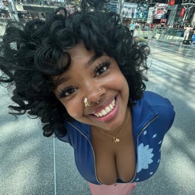 25 • IG: Nyaaax3 • OhMySenpai code NYAX3 • FKA @NyaHoestar
