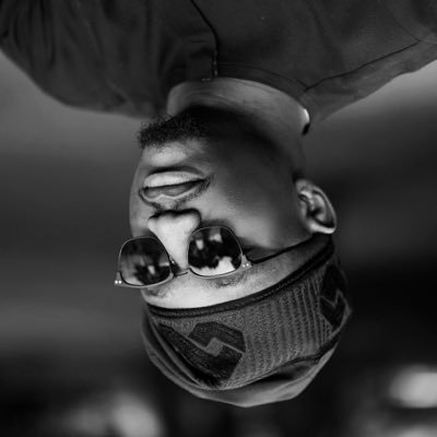 sheyisleek_'s profile picture. opened this account when I couldn’t access @sheyisleekk