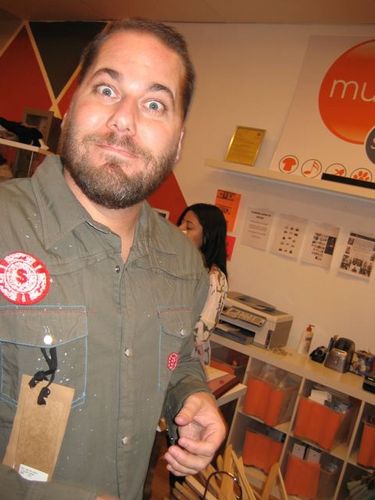 PartyGalardi's profile picture. Don't follow me, I'm lost!