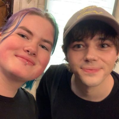 TommosAvacados's profile picture. 🤍 MET JACK WOLFE!!!! met rachel!! met zayn!!! MET RUBY!!!!!!!!! 🐁 Marauders/HP 🐁 🐼 Percy Jackson 🐼 🦴 Six Of Crows 🦴✨autistic ✨ EDS ✨