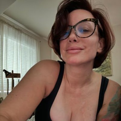 BellaSmith92580's profile picture. 