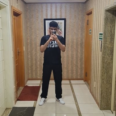 Alanlsb's profile picture. Ele/Dele