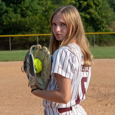 Le Moyne Softball Signee 🐬Loudoun Valley High School ll Tri-State Thunder Gold 18u ll ‘25 ll OF ll 4.61 GPA || Email: kdunkerley16@icloud.com 7037721314