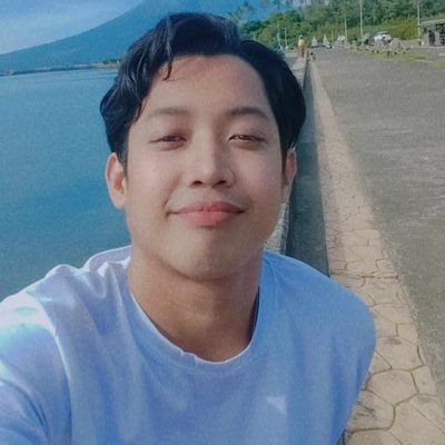 chan_makinista7's profile picture. Eerie