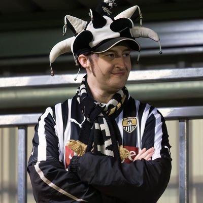 Notts County & Notts County Women Season Ticket Holder:🥁 67/92 ⚽⚫⚪
#Givingtype (A+🩸35 🟠4)
BSL Level 2, First Aider, 🌈Ally