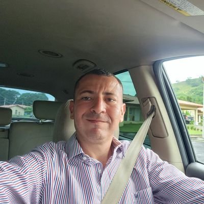 federicojaen's profile picture. Panameño nacido en Romania, en el proceso de construir tu sueño construyo el mio
