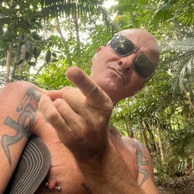 haralotek11850's profile picture. 