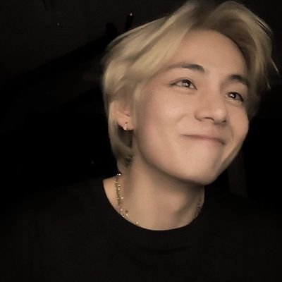 my everything ♡☆ bangtan
— . @ thv . . . 🪐
♥︎ 𓂃 my soulmate ⊹ . ♡
