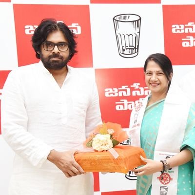 Politician @Janasenaparty | 43rd Ward Corporator GVMC | International Badminton Player| Executive Partner Laqshya Badminton Academy.