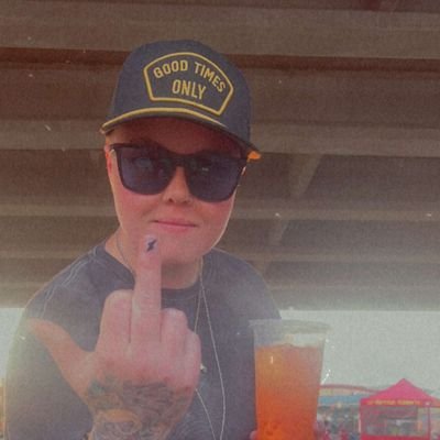 michy_stoner112's profile picture. 💨🏴‍☠️☯️🏀🎮♏🏳️‍⚧️🏳️‍🌈🫶🏼05 TL ❤️‍🔥 06 Civic 💗 married to the best 💕