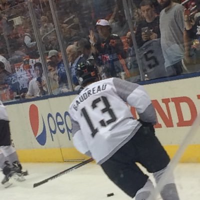 RealSpennyWalks's profile picture. This is a Connor Zary Appreciation Account