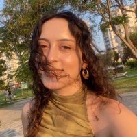 Kim, ben mi? (@zeynephalaat) Twitter profile photo
