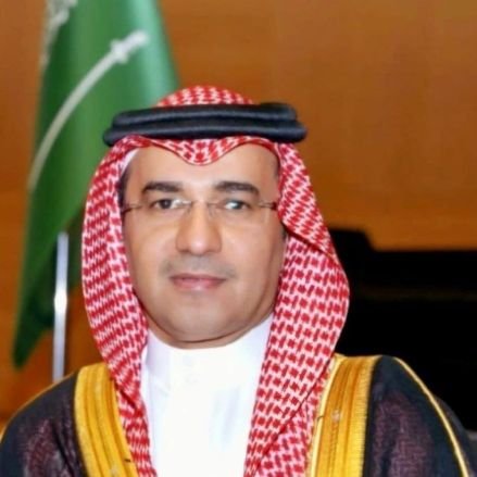 أعشق🇸🇦|مؤسس ورئيس لعدة شركات | رئيس مجلس الاعمال السعودي البولندي ورئيس اللجنه التنفيذية