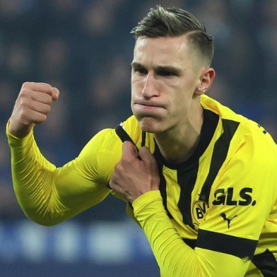 Fan du BvB 💛🖤 et de la Belgique 🇧🇪 Hugo Siquet est le latéral préféré de ton latéral préféré 🔥