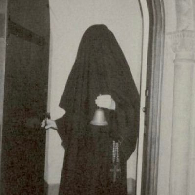 Wife to @WalmartThomist | Mother of 3 | Catholic Convert | Salve Regina