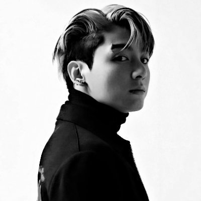 ⠀⠀“전”⠀⠀𝗧𝗵𝗲⠀ 𝗩𝗮𝗹𝗶𝗮𝗻𝘁⠀ 𝗩𝗮𝗻𝗾𝘂𝗶𝘀𝗵𝗲𝗿.
⠀⠀Wolfer of supremacy and the squall
⠀⠀He⠀audacious⠀fortress⠀of⠀flame.
⠀⠀𝖲𝗂𝗋⠀𝗝𝘂𝗻𝗴𝗸𝗼𝗼𝗸⠀━━━━━ ⠀𝖤𝗌𝗍. 𝟵𝟳⠀🀐