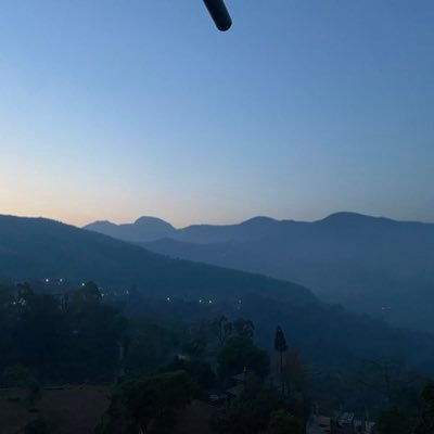 एक जब्बर सत्यवादी, सत्यबोल्छु। साइबर बुलीको खेदो खन्छु र दुष्टलाई शब्दले गोदी-गोदी तिनको छवि दहन गर्ने ह्यान्डल। यो हुंडार नाम हुंदै होइन, जय श्रीकृष्ण!✊🏻