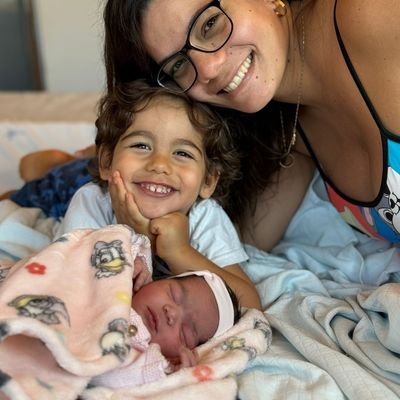 pai ♡
.
mamãe do Téo e da Bela 🤱🏻❤
@Flamengo 🔴⚫ -
. ✈🇧🇷 🇦🇷 🇺🇾 🇵🇪 🏴 🇶🇦 🇵🇹