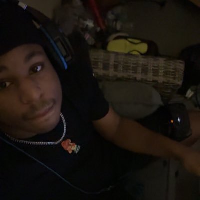 Pick1e_Jay5's profile picture. Content creator