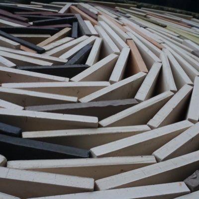 no_ultimatum's profile picture. Dit is geen plek voor zuur-links, anti-vliegen, moreel superieur geleuter of anti zwarte Piet