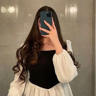 Muntahatalha's profile picture. Chasing sunsets and dreams 🌅✨