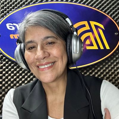 iclaudiaisabela's profile picture. woman, immigrant, mom, wife, business owner, partner, community activist, radio show host delegate for DNC 2024