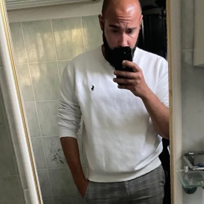 Biografie?! Bruh was weiß ich? Ich hatte doch ne 6 in Bio.