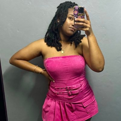 ise_thebest's profile picture. Bsc Electrical and Computer Engineering 👩🏽‍🔧✨