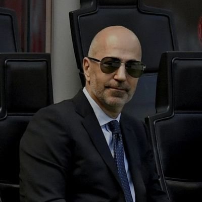 Supporter d'un club 10 fois Champion de France
A la guerre avec Ivan Gazidis
#ASSE 🇳🇬🟢 #PS5 🎮