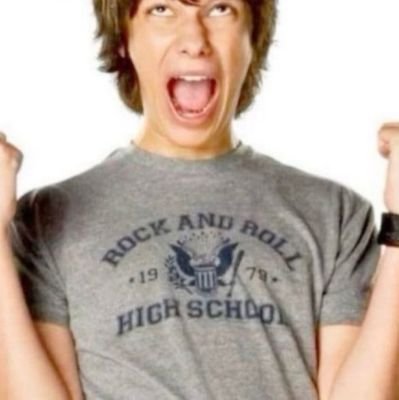 tittytittyobam0's profile picture. 