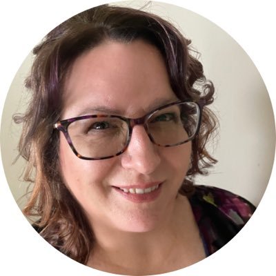 traceyroberts88's profile picture. Creating a daily refuge for Old Souls & Healers 🌿 Spirit-led support through life’s sacred unraveling Forgiveness • Presence • Peace https://t.co/n0nmtYYVNv