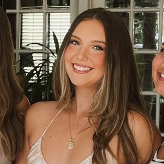 ateeeez's profile picture. pugs not drugs