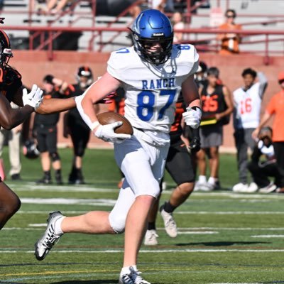 |2025 TE/LS @ Highlands Ranch HighSchool. UNC Commit|6’6 215| 3.7gpa| https://t.co/wVwPNPxFT6| 720-233-5449