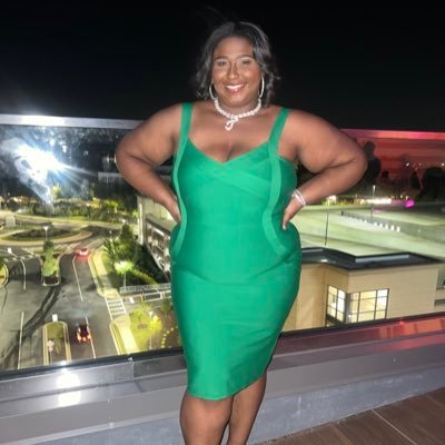 IG: terrica_williams August 4, 2022 Love you Mom ❤️ Southern Miss Alum C/O 2022 💛🖤🦅