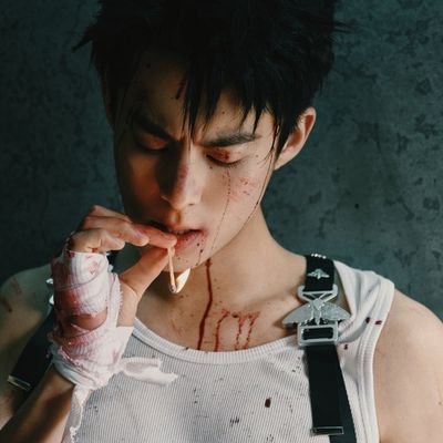 ⊹ 降灾
𝙥𝙪𝙡𝙫𝙞𝙨 𝙚𝙩 𝙪𝙢𝙗𝙧𝙖 𝙨𝙪𝙢𝙪𝙨
#mdzsrp MSMV | admin: Nyx she/her 20+ | proship 🪦🕊 cw: genderbent