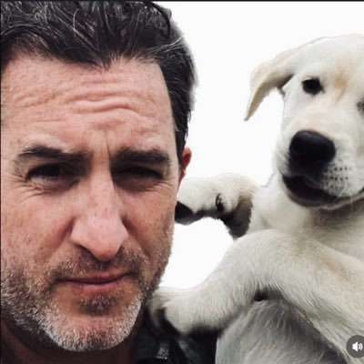 Husband, Dad. #Boston College 🦅 Enjoying time with family 🐕🦺🦮 🎿🎣⛳ 🎨 🎼🌊 @Thomsonreuters Prev @Adobe @Forrester @alteryx