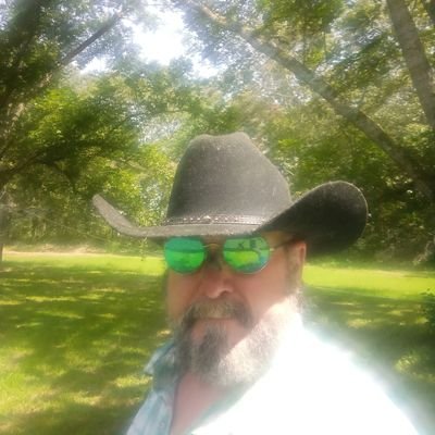 MrNatural73's profile picture. Natural.