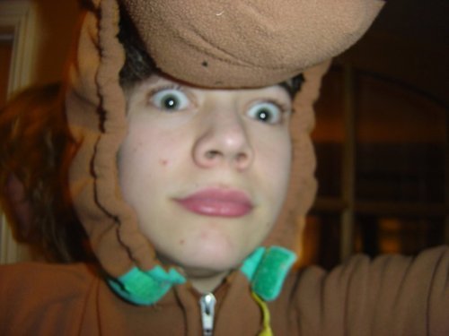 I like One Direction and Taylor Swift, but I'm not gonna talk about that in my bio.