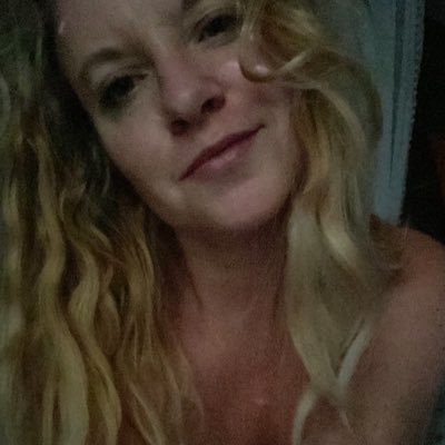 https://t.co/f6oPGHs7Ld 🇵🇸 She/they, #FuckAdoption Adoptee, AuADHD AF, Queer, Artist, Chef, Grower of things, I want to see your pets, skank coded