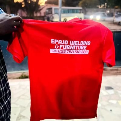 EmmanuelJo99985's profile picture. education is not a way to escape a poverty is a way to fighting it❤️🎸