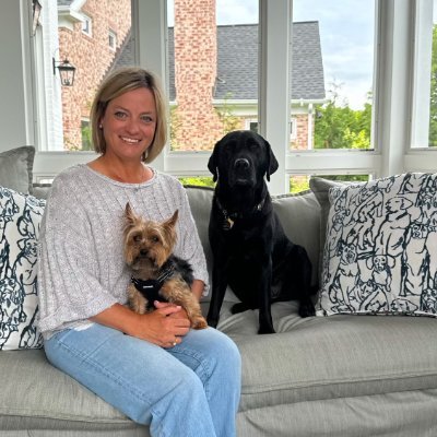 HealyKristen7's profile picture. Turning pain into purpose. Kristen Healy, author of Picking Up The Pieces, a memoir of healing and hope.