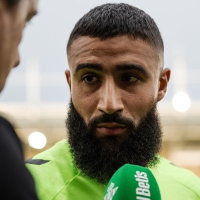 Gardeavue71's profile picture. Accoutumé à donner sans jamais recevoir...