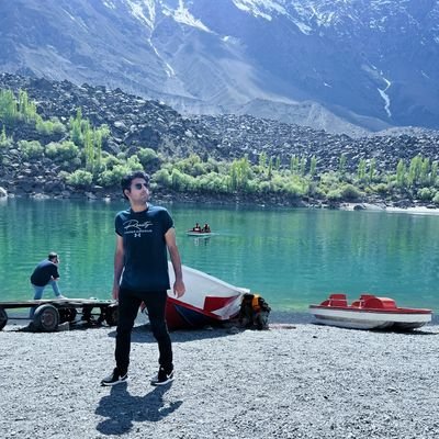 zeshanzulfikar's profile picture. 